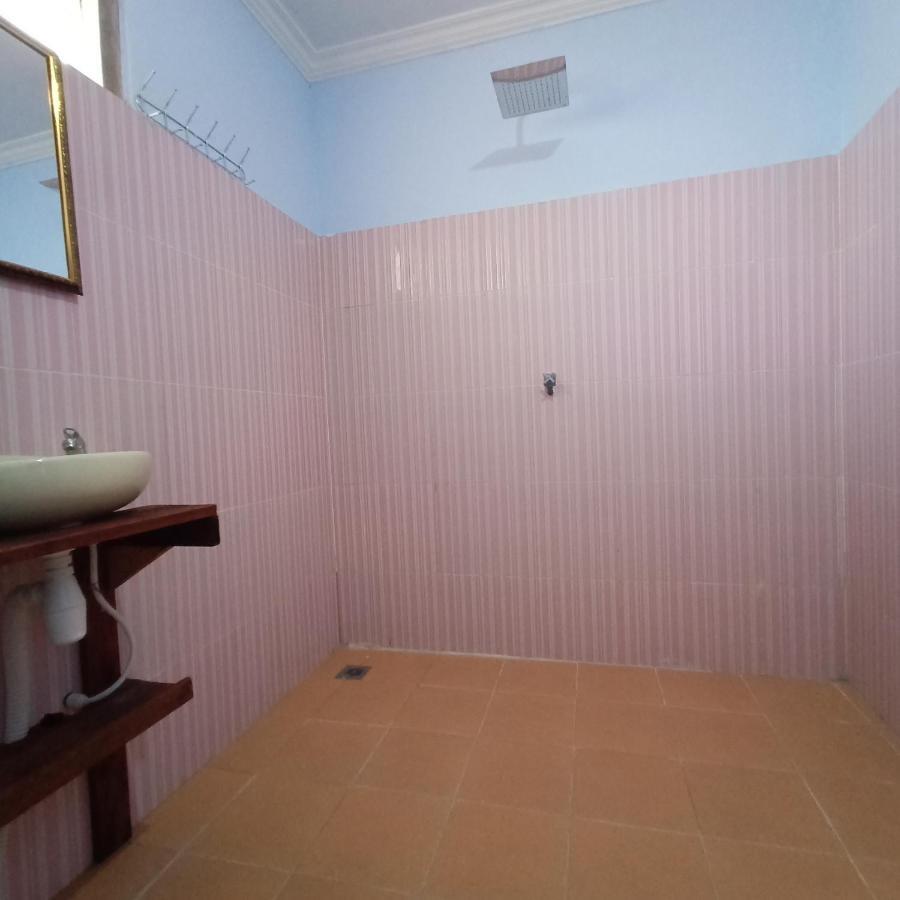 Kuta  Elisa Homestay Areguling מראה חיצוני תמונה