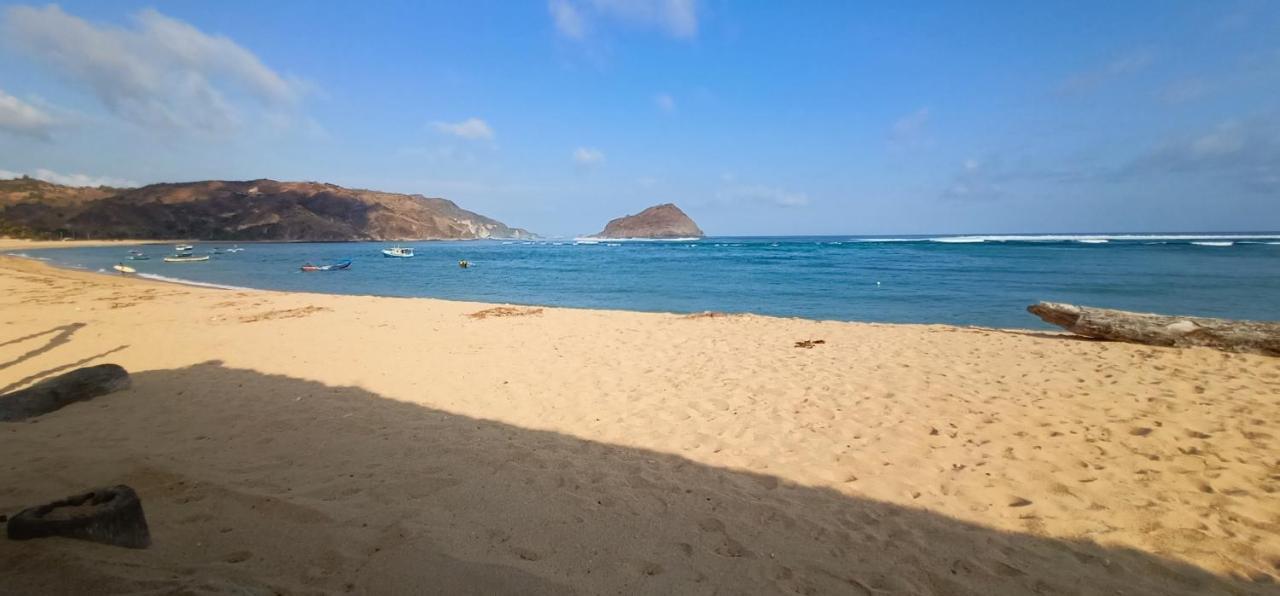 Kuta  Elisa Homestay Areguling מראה חיצוני תמונה